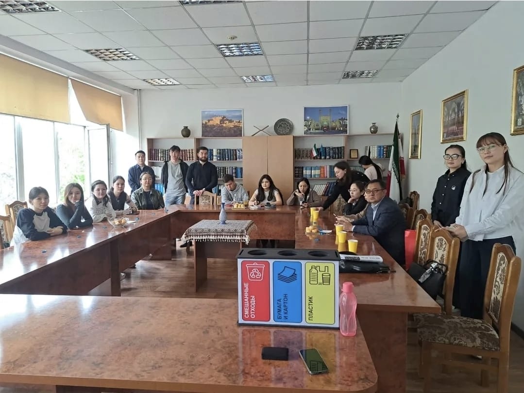 Жас ғалымдарға арналған семинар-тренинг